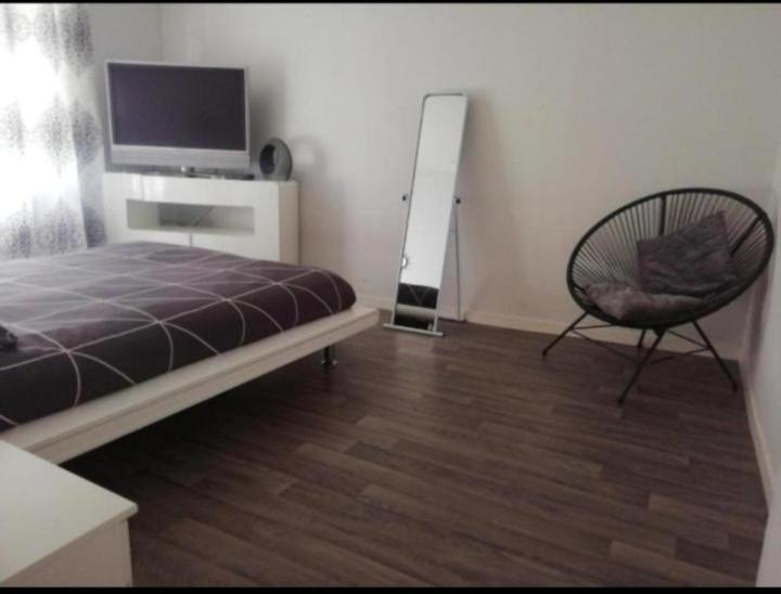 Ferienwohnung T1 Bis Calme Proche Centre Ville Saint-Etienne  Exterior foto